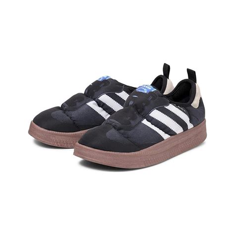 adidas puffylette samba.